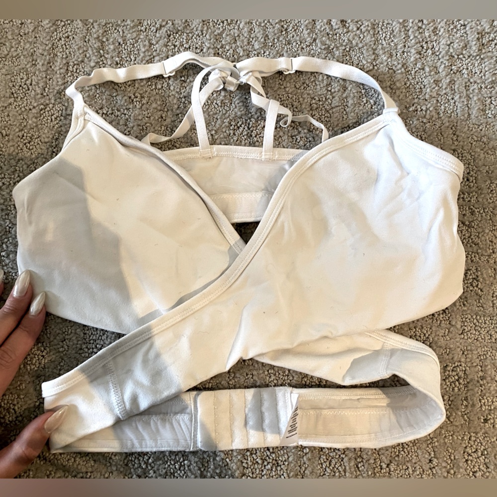 Alphalete wrap bra